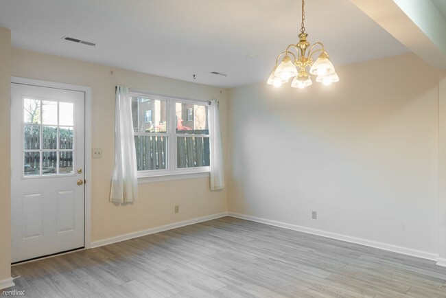 Building Photo - 3 br, 1.5 bath House - 111 Doncaster Lane