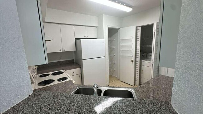 Foto del edificio - 2405 NW 33rd St