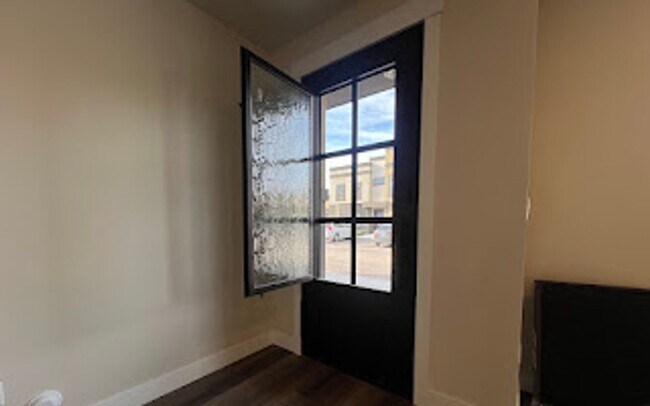 Foto del edificio - 1 year old Townhome in Cedar City