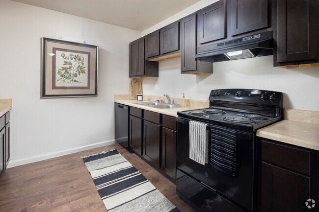 Interior Photo - Pine Tree Apartments