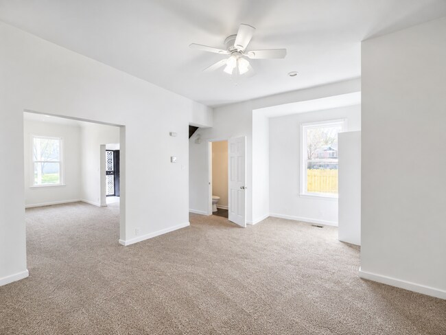 Foto del edificio - 3010 Woodcliff Ave