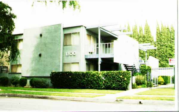 Foto del edificio - 1300 Burwood St