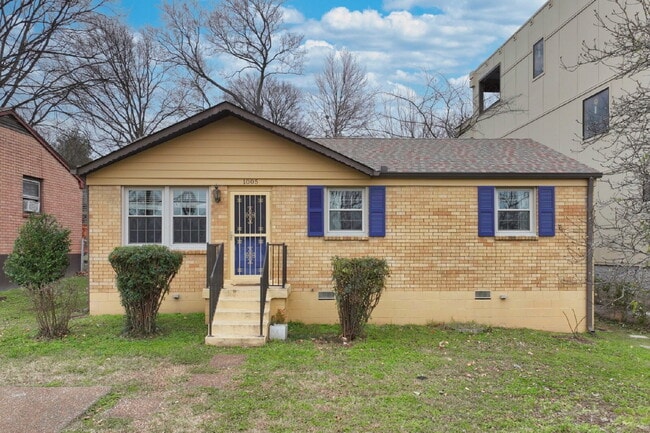 Building Photo - East Nashville 3 Bedroom Gem!
