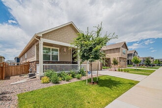 Building Photo - 6037 N Halifax Ct