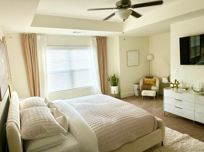 Foto del edificio - 5371 Radford Loop