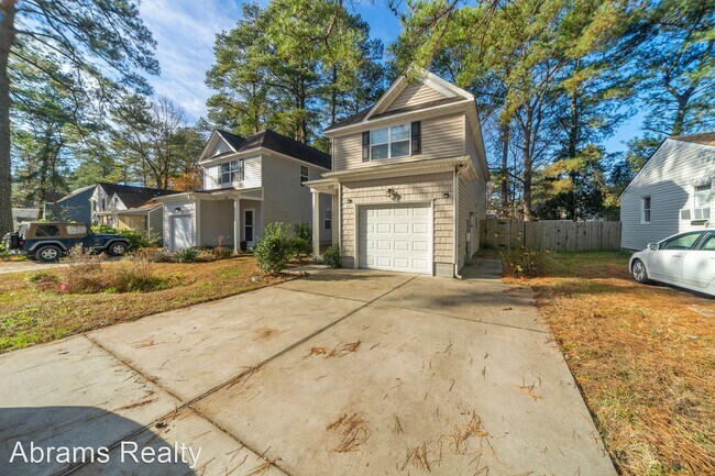 Building Photo - 4 br, 3 bath House - 117 N. Budding Avenue