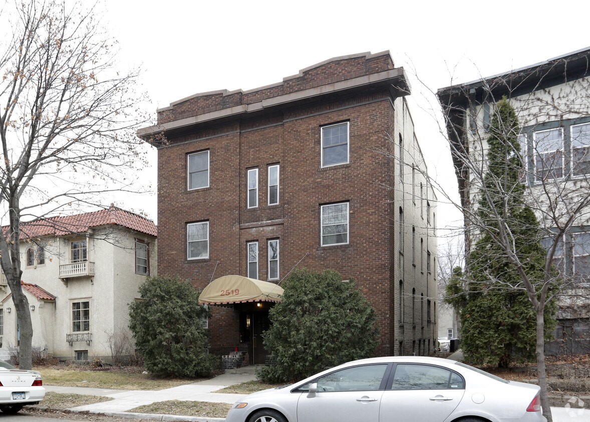 Primary Photo - 2519 Emerson Ave S