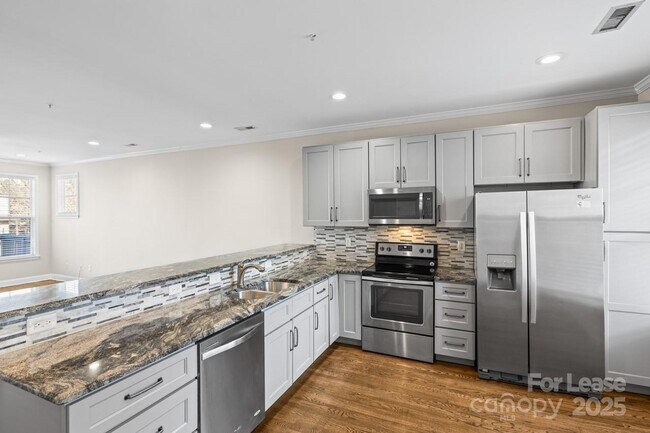 Foto del edificio - 853 Clarkson Mill Ct