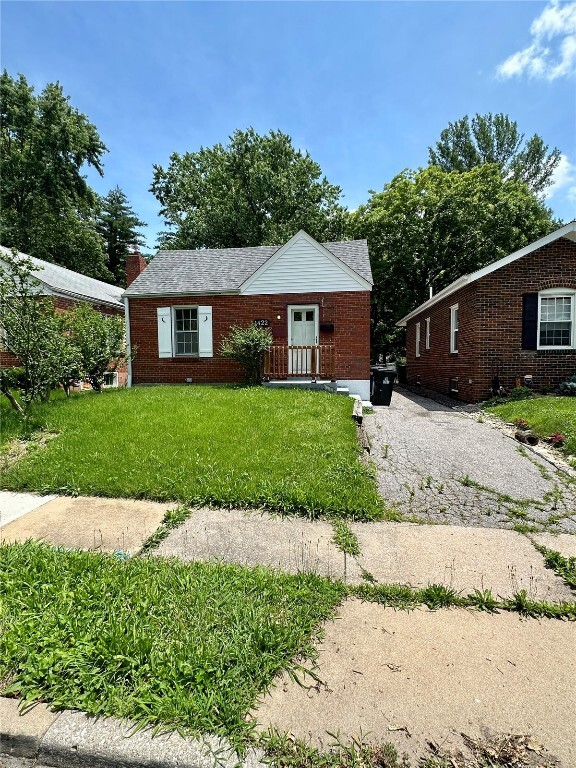 Building Photo - 1422 Tamerton Ave