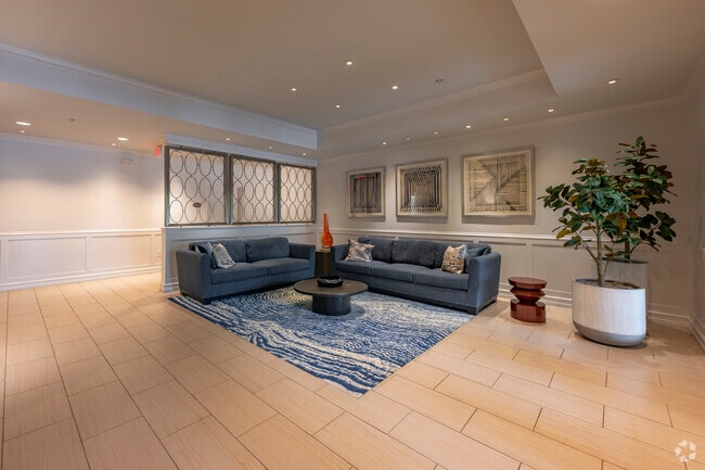 597 Westport - Lobby - 597 Westport Apartments