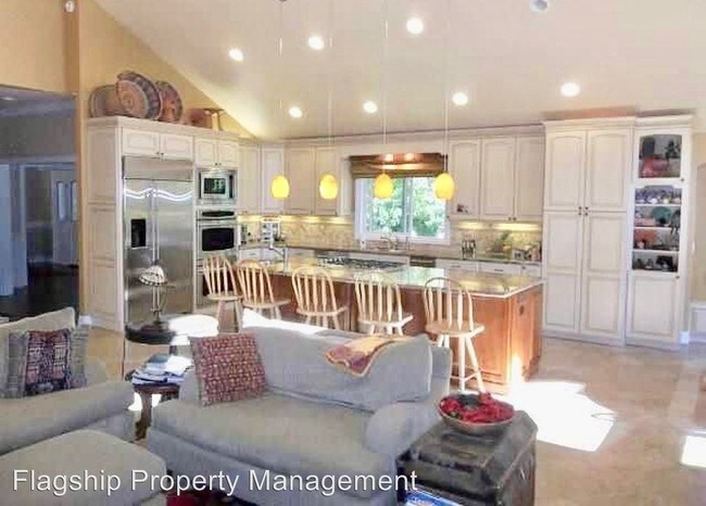 Foto del edificio - 5 br, 4 bath House - 955 Blemer
