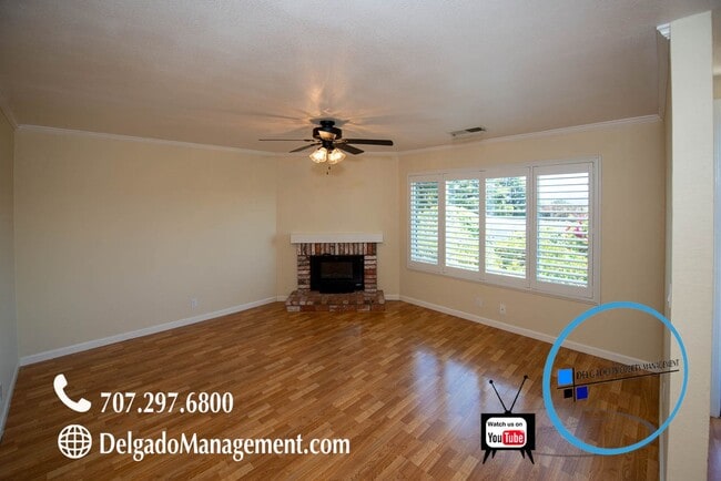 Building Photo - Benicia! Large three bedroom, two full bat...