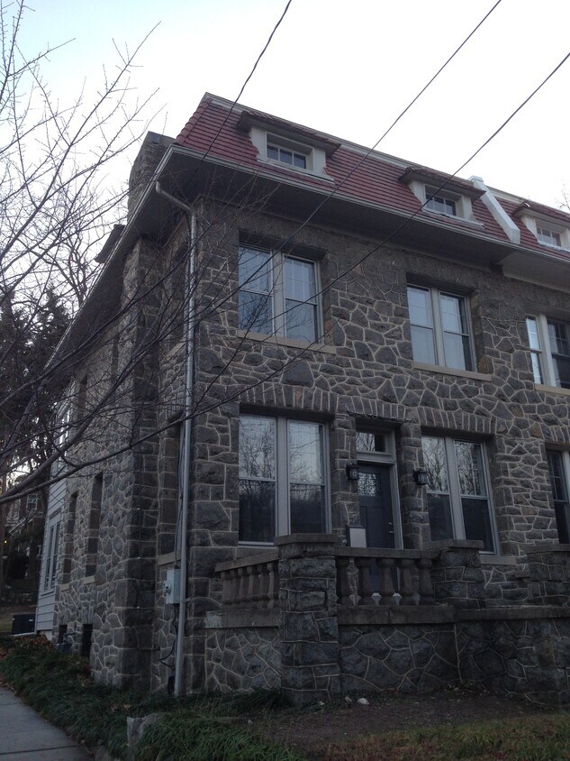 3000 Porter St NW, Washington, DC 20008 Townhome Rentals in