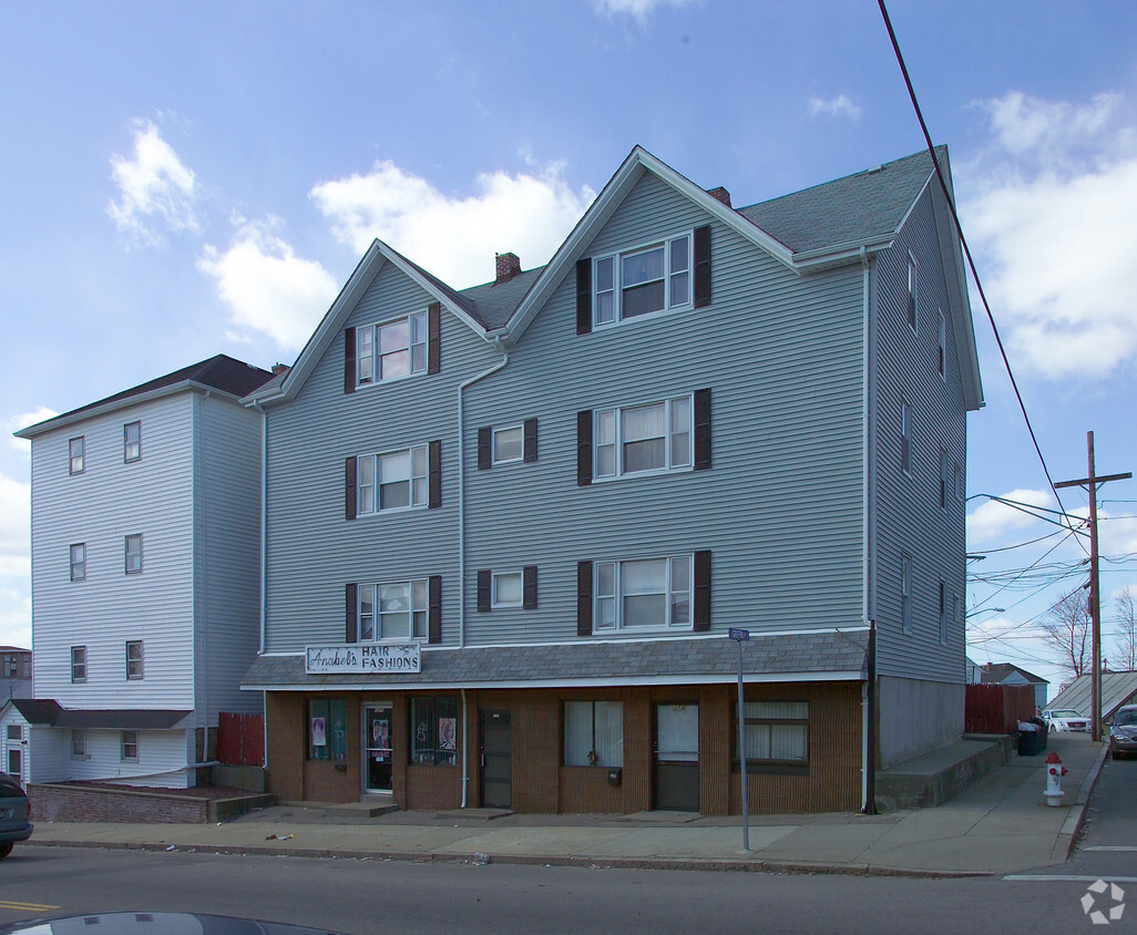 Building Photo - 1273-1277 S Main St