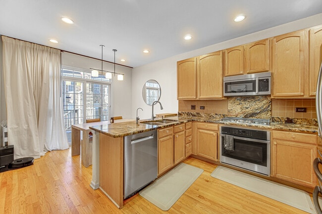 Foto del edificio - 1264 Sarah Blvd