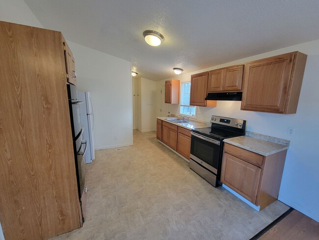 Foto del edificio - 3 Bedroom 2 Bath Manufactured Home in the ...