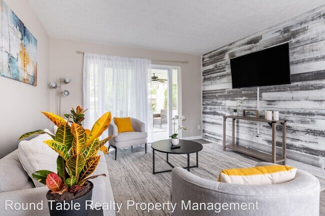 Foto del edificio - 3 br, 1.5 bath House - 2515 Lourdes DR W