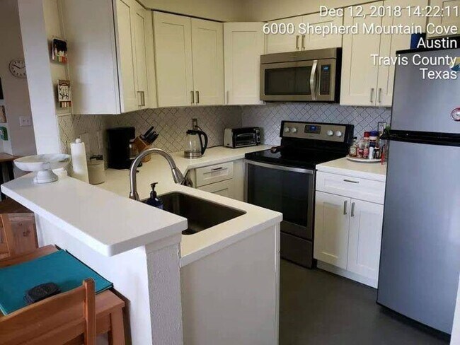 Foto del edificio - 6000-18 Shepherd Mountain Cove
