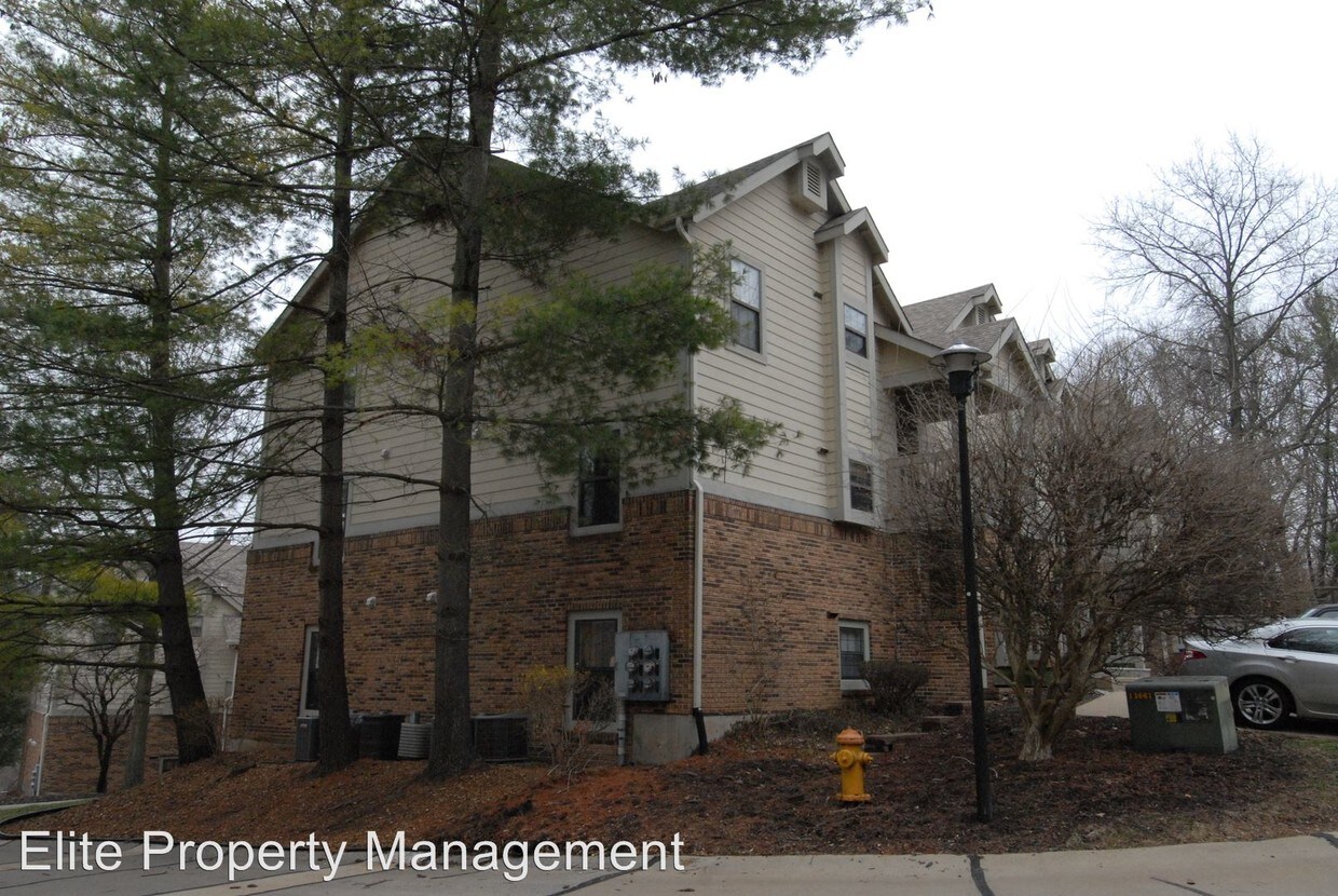 Primary Photo - 2212 Canyonlands Dr