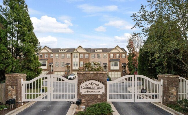 Foto del edificio - 2042 Cobblestone Cir NE
