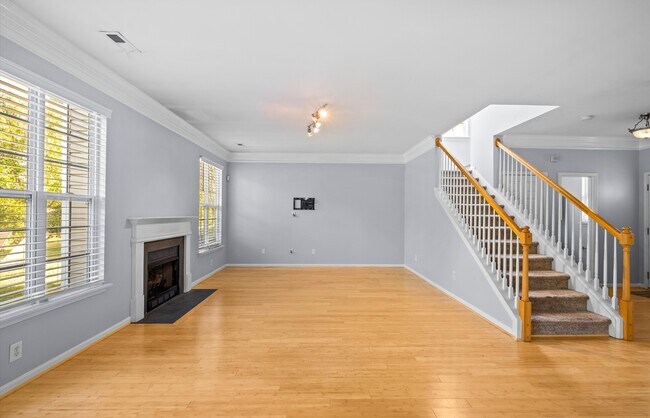 Building Photo - 12132 Honor Guard Ave