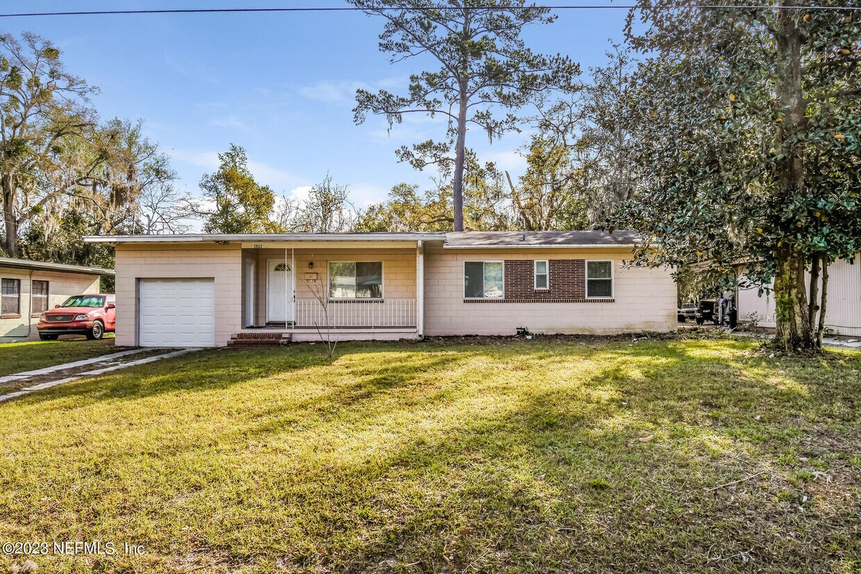 Foto principal - 3807 Cambay Pl
