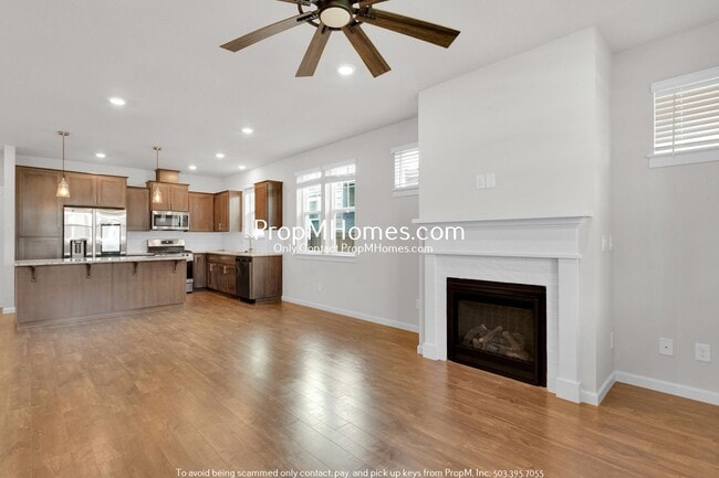 Building Photo - Luxury Four Bedroom Home in Reed's Crossing!