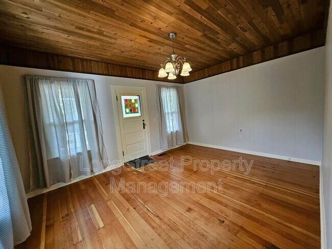 Foto del edificio - 7502 SE 50th Ave