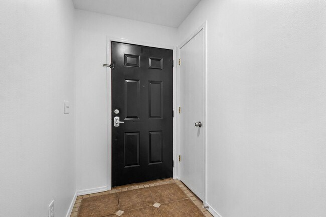 Foto del edificio - 3 Bedroom 2 Bathroom home in Bentonville