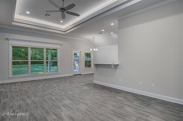 Foto del edificio - 3369 Grand Lake Dr