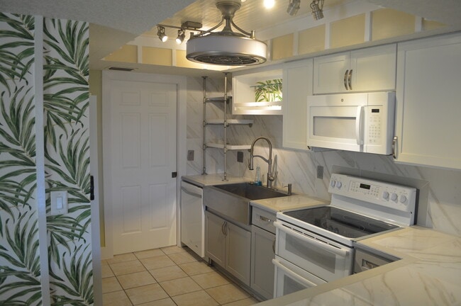 Building Photo - 115 Indian River Dr