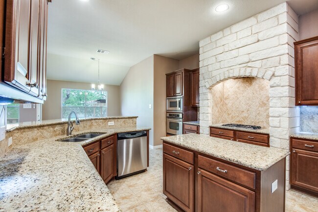 Building Photo - 25927 Beautyberry