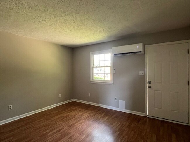 Foto del edificio - 6421 Applecross unit C ~  Southwood