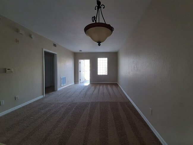 Building Photo - 8358 Bernwood Cove Loop