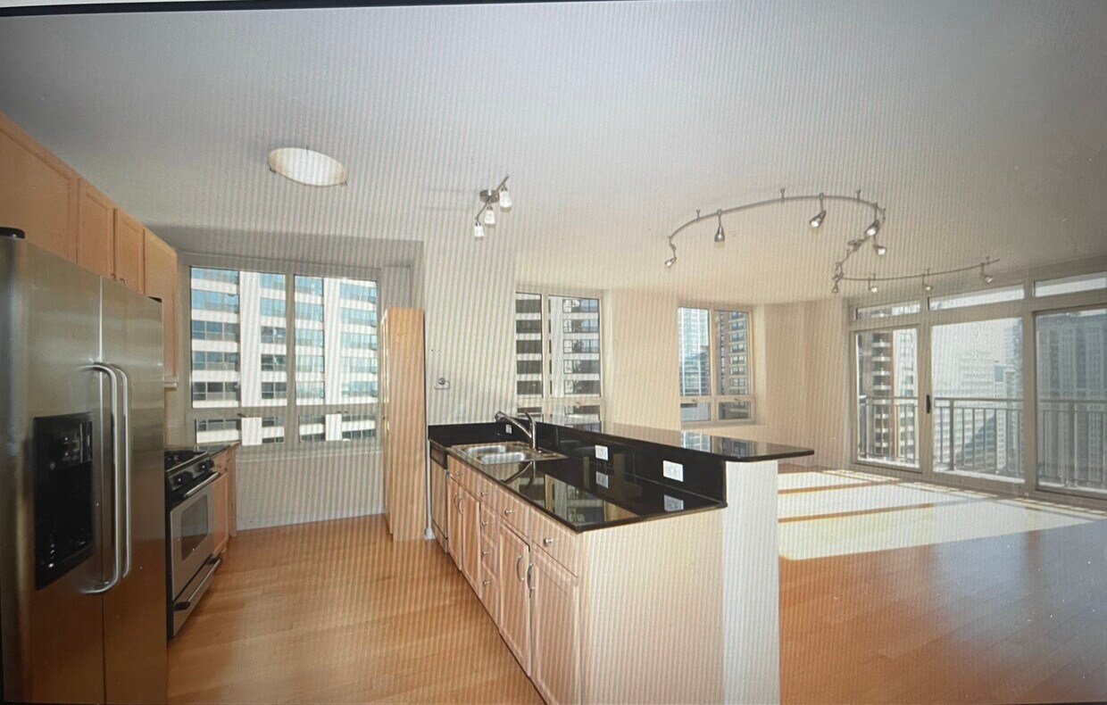 Foto principal - 1111 S Wabash Ave