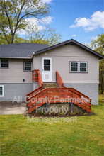 Building Photo - 2308 Lakewood Ave SW