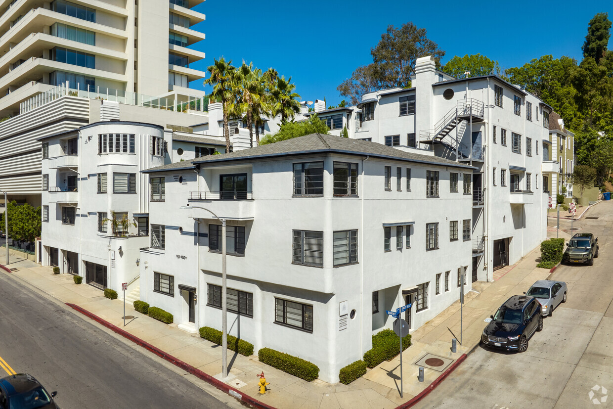 Primary Photo - Doheny Sunset Apartments