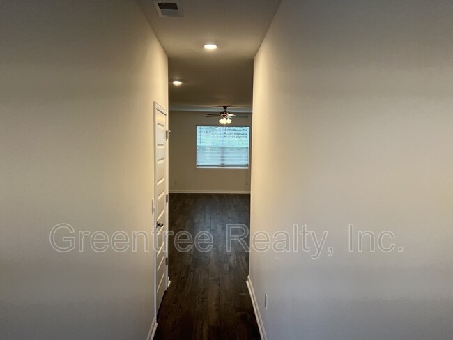 Building Photo - 449 Broder Farms Dr