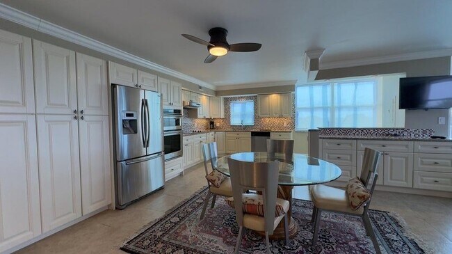 Building Photo - 5200 N Ocean Blvd