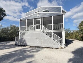 Building Photo - 707 40th St W