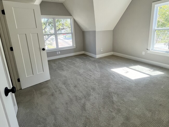 Building Photo - 317 Lambuth Blvd