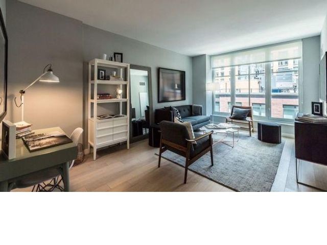 Primary Photo - 535 W 43rd St