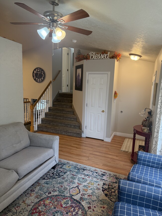 Foto del edificio - 462 W 660 S