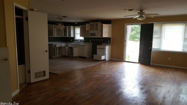 Building Photo - 11 Sequoyah Ridge Rd