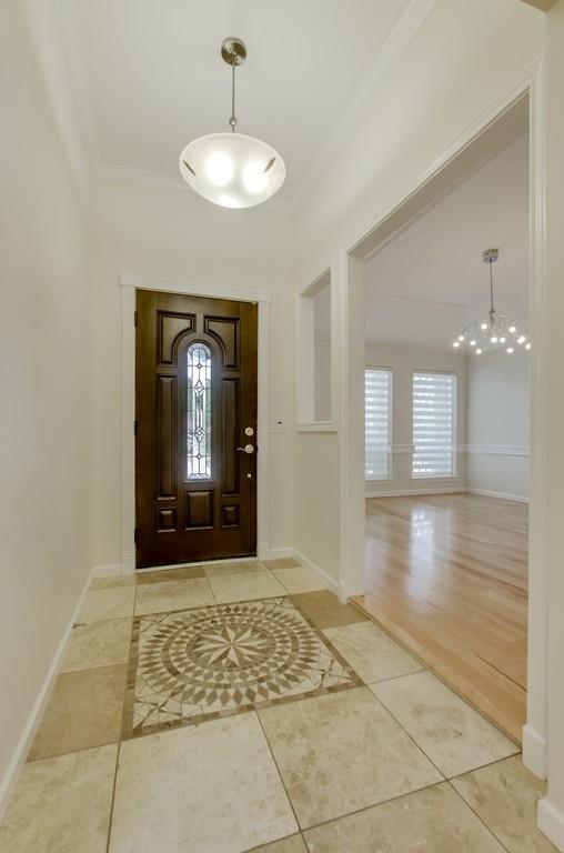 Foto del edificio - 15111 Canyon Crest