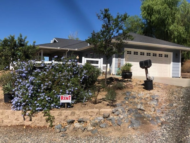 Building Photo - 42775 India Pl