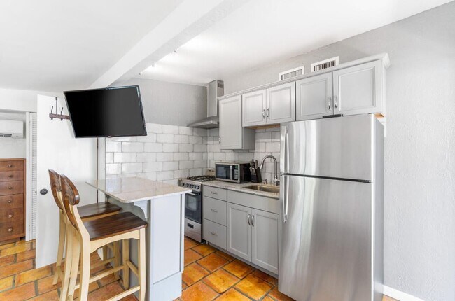 Foto del edificio - 400 33rd St