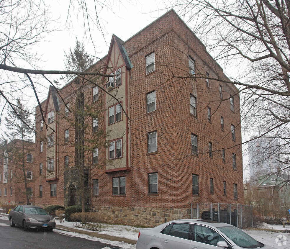 Foto del edificio - 8 Washington Ct