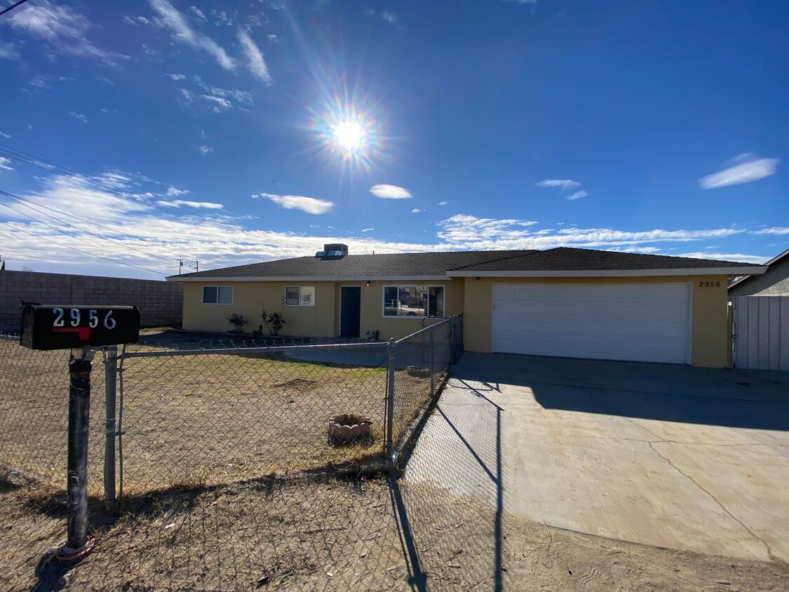Primary Photo - Rosamond remodeled 3 bedroom + bonus room