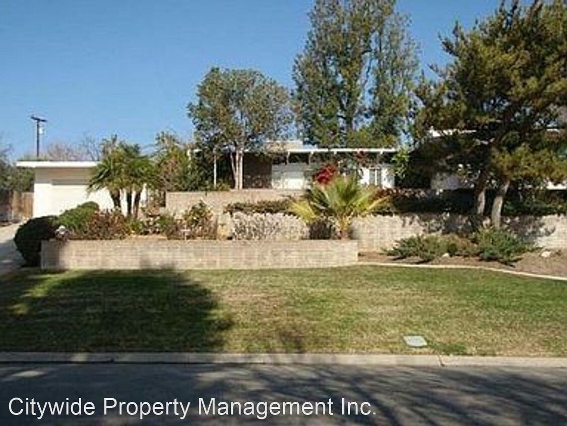 Primary Photo - 4 br, 4 bath House - 4294 COUNTRY CLUB DR.